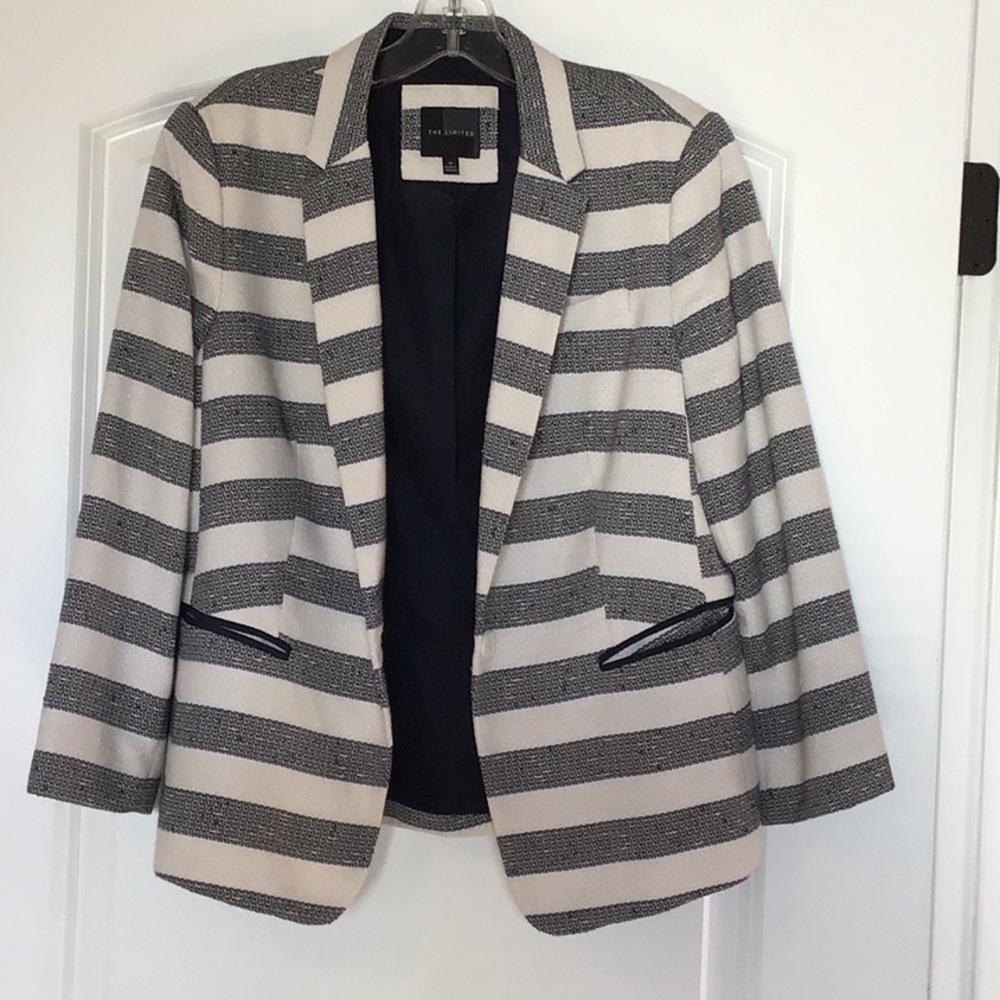 3/4 sleeve striped jacket